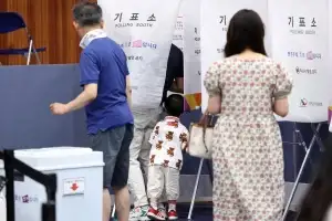지방선거 투표율 오후 1시 46.0%…사전투표 합산