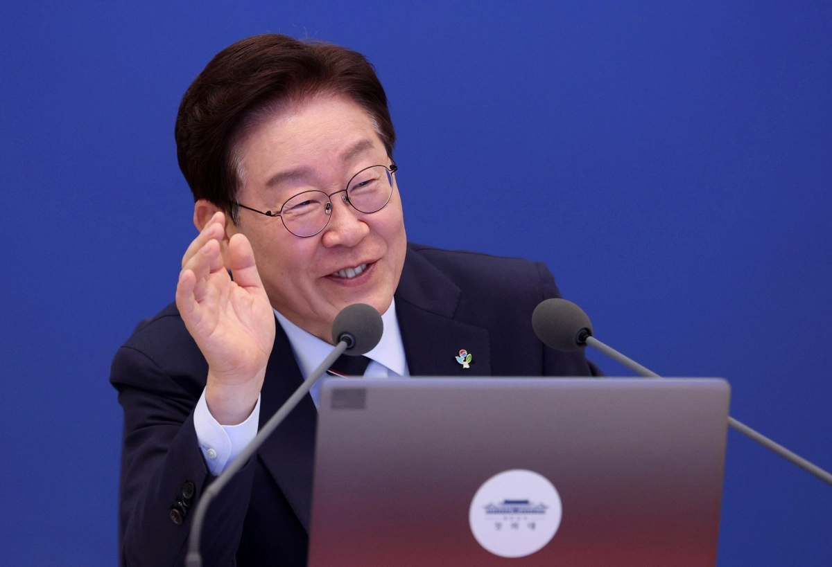 이재명 대통령이 2일 청와대에서 열린 국무회의 겸 비상경제점검회의에서 발언하고 있다. 2026.6.2. 연합뉴스
