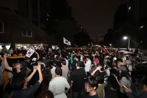 [속보] 선관위, 투표지 부족 사태에 “선거 연기·재선거 사유 해당안돼”