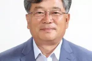 국내 첫 10선 기초의원 탄생…안동서 무소속 이재갑 당선