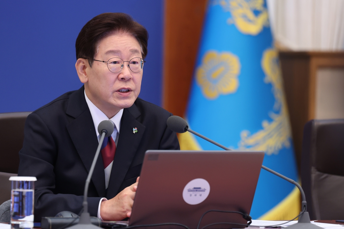 이재명 대통령이 4일 청와대에서 열린 수석보좌관회의에서 발언하고 있다. 2026.06.04. 뉴시스
