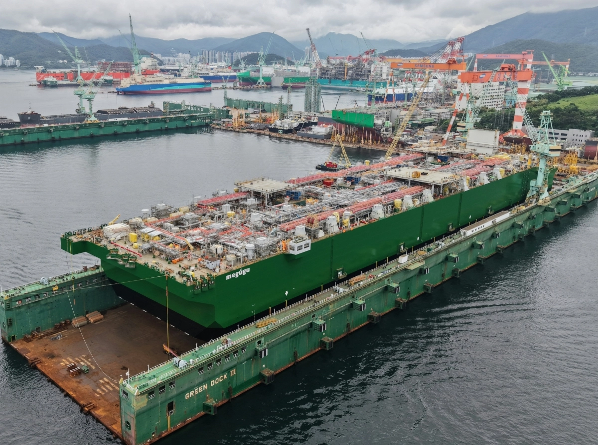 캐나다 ‘시더(Cedar) FLNG’가 도크 내에서 건조 중인 모습. 삼성중공업 제공