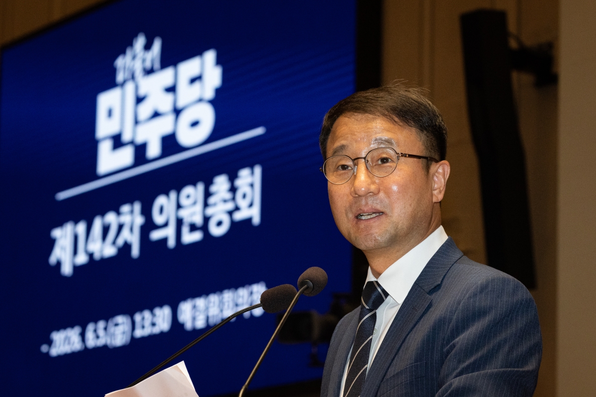 발언하는 한병도 원내대표