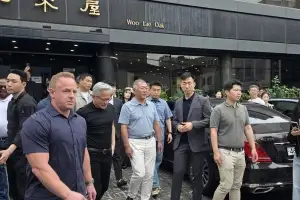 젠슨 황, 이번엔 평양냉면…우래옥서 정의선 현대차 회장과 ‘깜짝 회동’