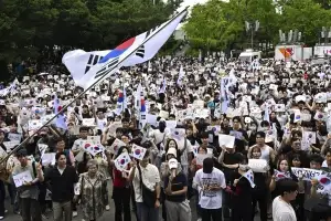 훼손된 한 표가 불붙인 분노… 잠실로 몰린 2030