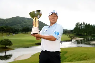 20세2개월 문동현, 69년 된 KPGA 선수권 최연소 우승