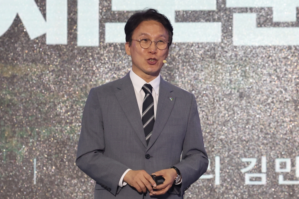 7일 더불어민주당 차기 당권 도전을 시사한 김민석 국무총리가 전날 광주 김대중컨벤션센터에서 열린 ‘2026 뉴호남포럼’에서 기조연설을 하고 있다.  광주 연합뉴스