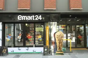 이마트24, 월드컵 기념 ‘레고 팝업존’ 오픈