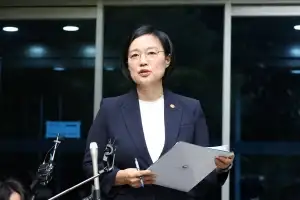 [속보] 한성숙 “무거운 책임감...부처간 협력 이끌며 낮은 자세로 임할 것”