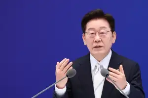 李대통령 “초과세수, 잠재성장률 회복에 장기 투자”