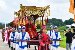 ‘여왕·장군 거리행차’ 관광콘텐츠 인기