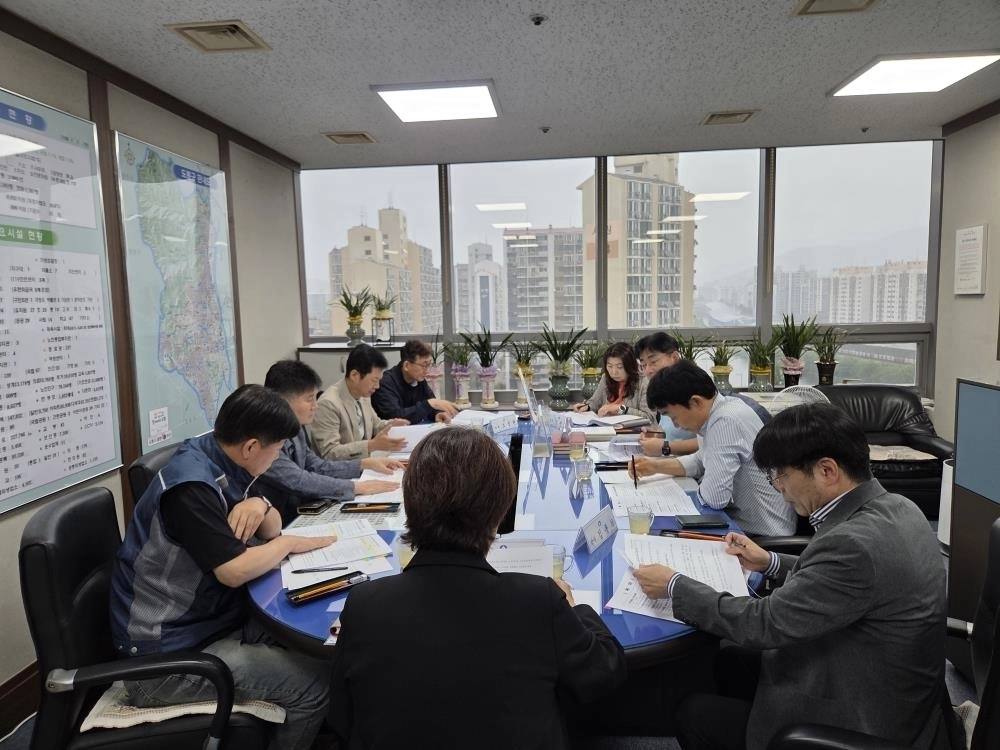 도봉구 적극행정위원회에서 ‘2026년 적극행정 실행계획’을 심의·의결하고 있다. 도봉구 제공