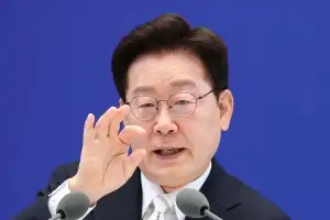 李대통령 “보완수사권 결론, 국회에 맡기기로…국민 불안 해소가 최우선”