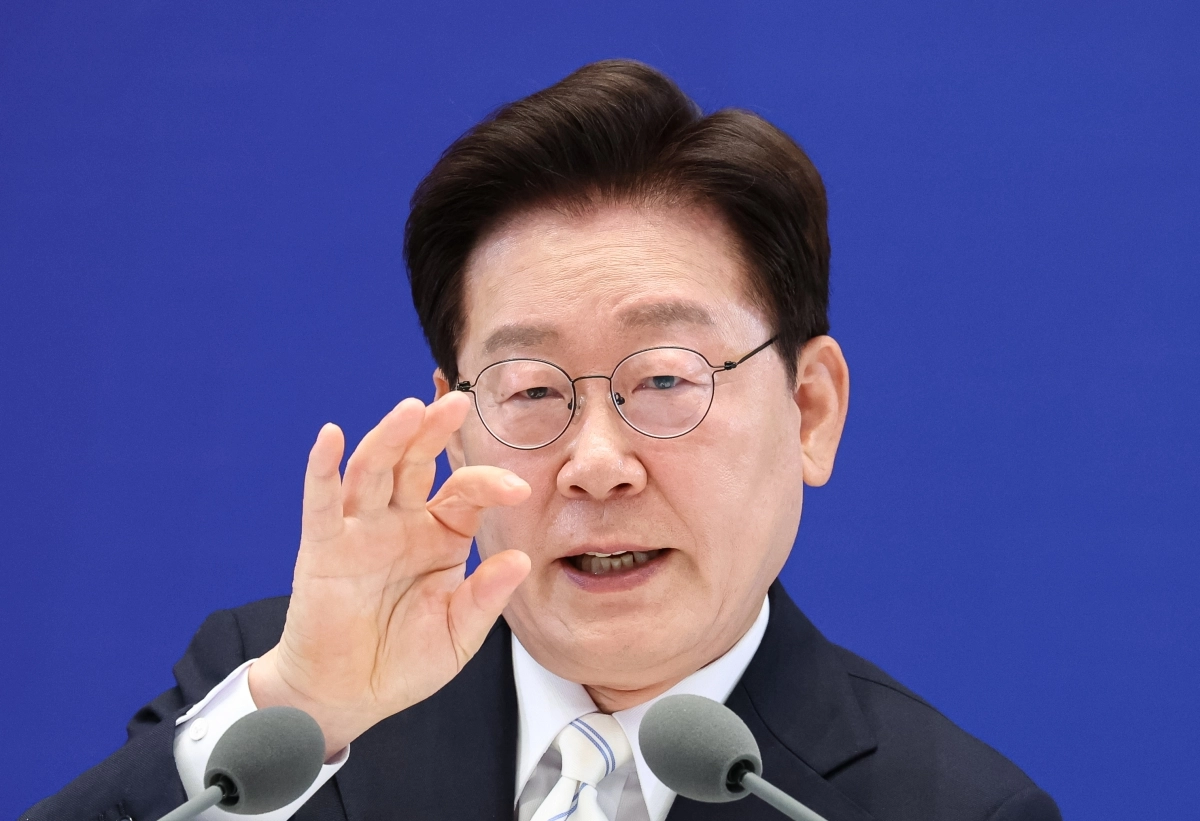 이재명 대통령이 8일 청와대 영빈관에서 열린 취임 1주년 기자회견에서 발언하고 있다. 2026.6.8 연합뉴스