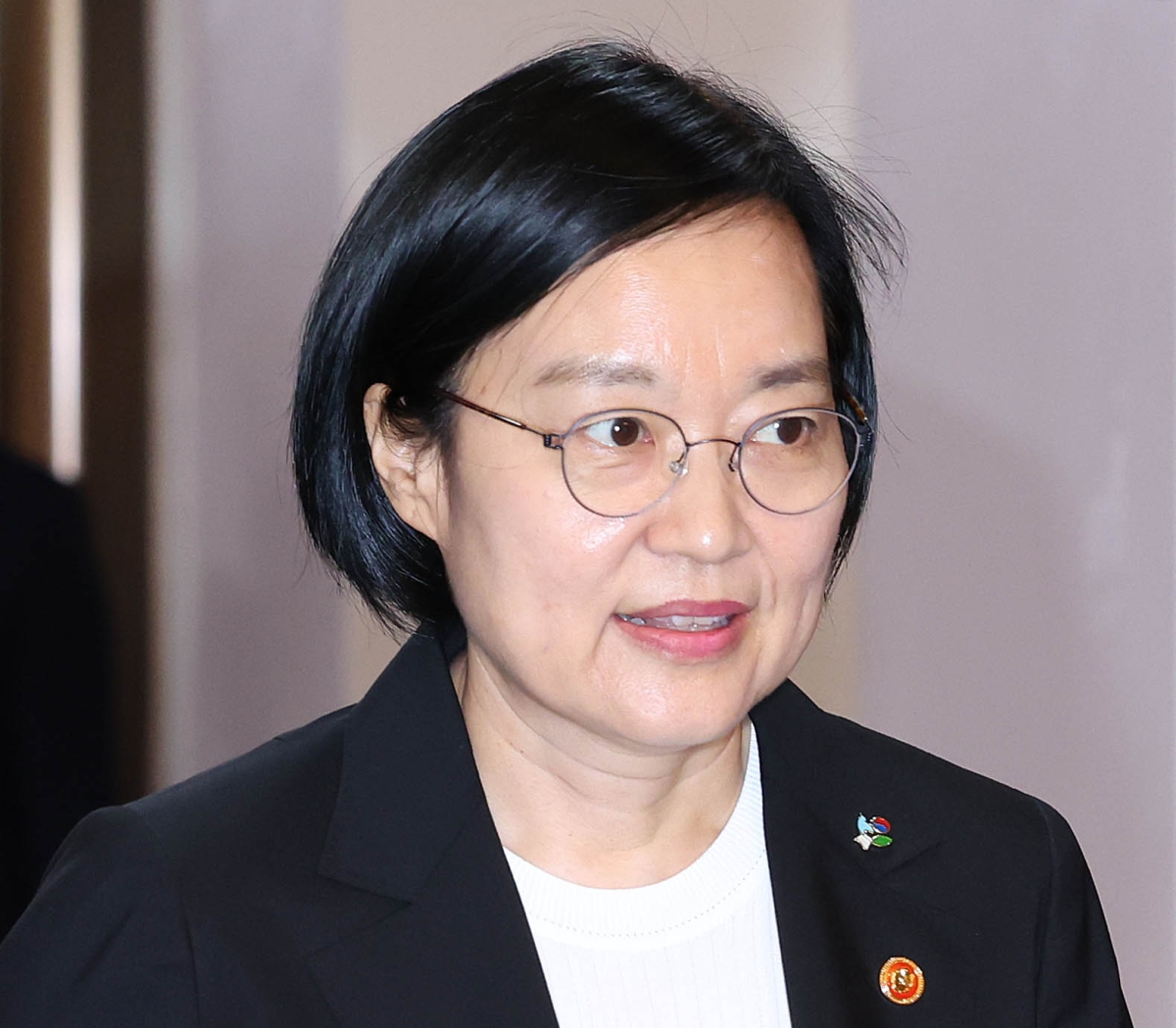 국무총리 입장하는 한성숙 국무총리 후보자