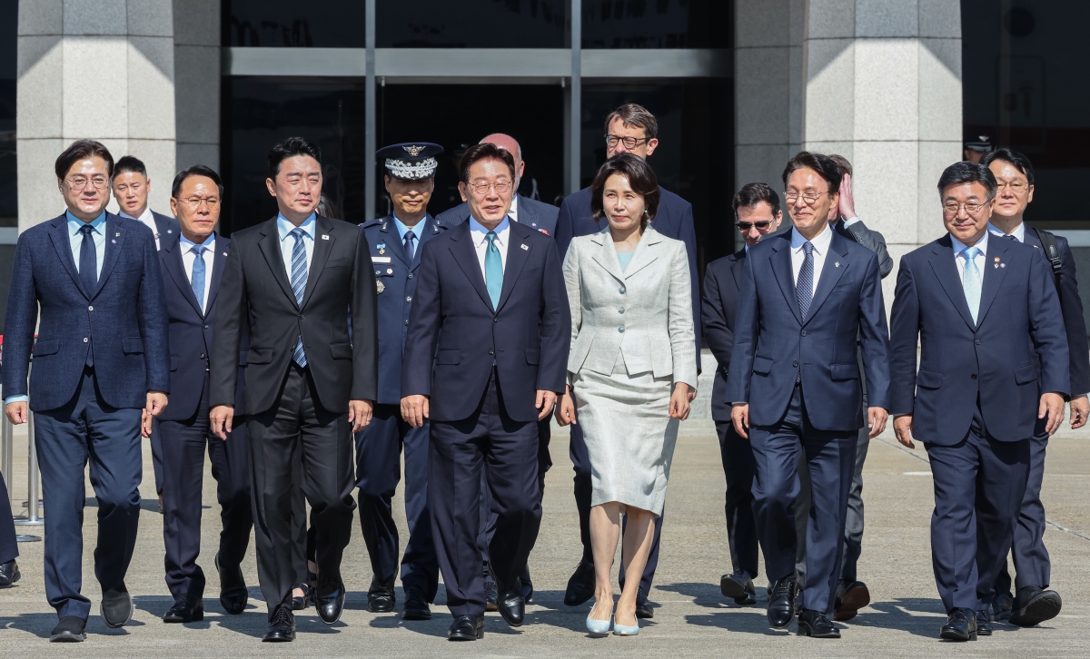 첫 유럽 순방