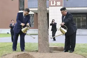 북핵 끌어안은 시진핑… ‘군대 간 협력’ 첫 언급 눈길