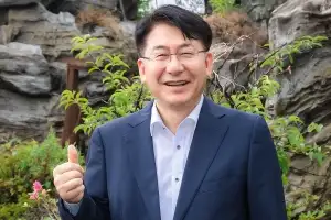 “34년 행정 전문가… 서울시 협조 끌어내 성동 개발 완성”[민선 9기 단체장에게 듣는다]