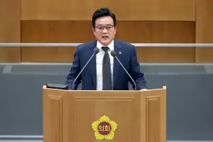 이학수 경기도의원, 평택호 수상태양광 철회 촉구 건의안 본회의 통과