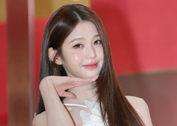 아이브 장원영, 천상계 미모