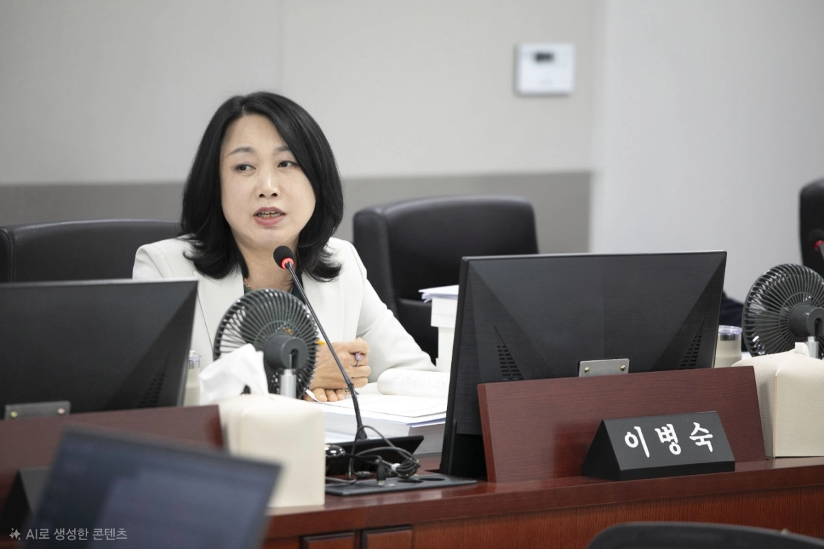 ▲ 이병숙 의원이 사회혁신경제국 소관 결산심사에서 베이비부머 라이트잡 지원사업의 예산 집행잔액 문제를 분석하며 질적 개선을 요구하고 있다. (사진=경기도의회)