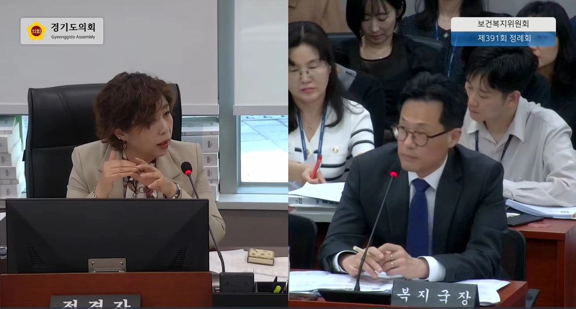 ▲ 정경자 의원이 복지국 소관 결산 심사에서 장애인 권리중심 일자리 사업의 심각한 남·북부 지역 간 편차 문제와 장애유형별 맞춤형 일자리 사업의 저조한 집행률을 지적하고 있다. (사진=경기도의회)
