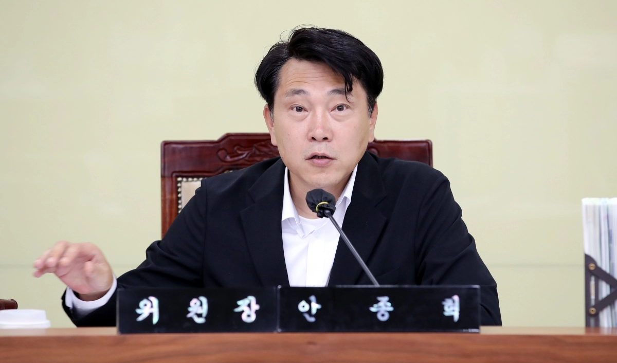 12일 속개된 제368회 충남도의회 기획경제위원회에서 발언하는 안종혁 의원. 도의회 제공