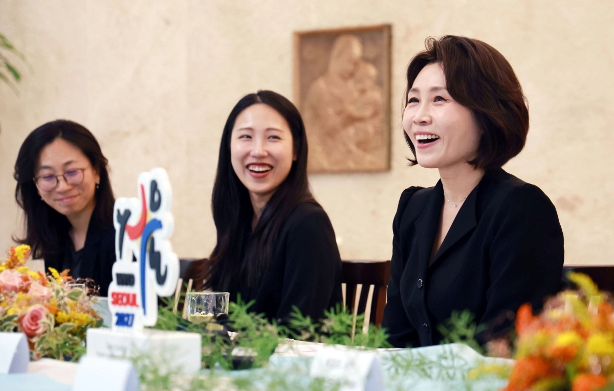 김혜경 여사, ‘사제들과의 만남’