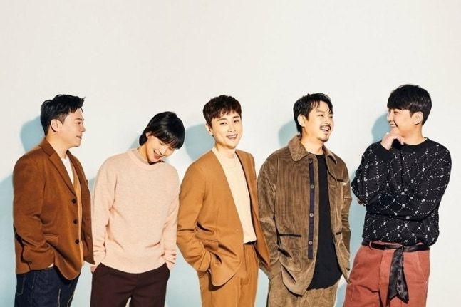 밴드 ‘버즈’. 자료 : 롱플레이뮤직