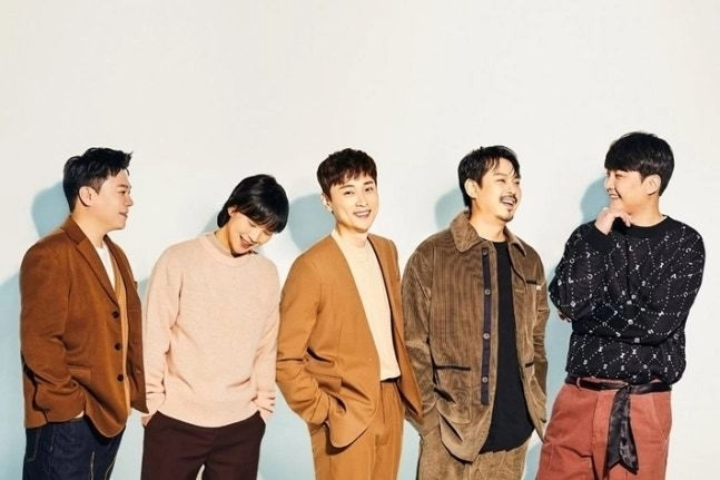 밴드 ‘버즈’. 자료 : 롱플레이뮤직