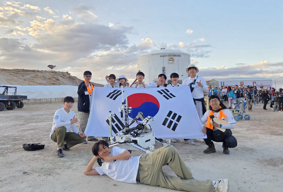 서울과학기술대학교 ST-STAR 동아리 ‘제니스 스페이스’ 단체 사진. 서울과기대 제공