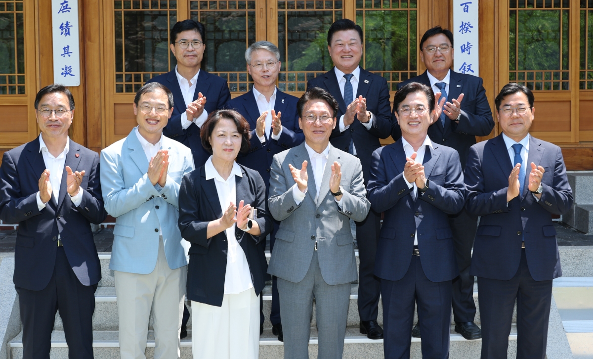 광역단체장 당선자 만난 김민석 국무총리