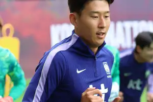 thumbnail - “손흥민 대체 왜 그랬어?” 폭발한 멕시코 팬들 훈수