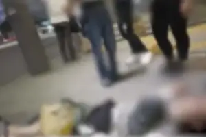 thumbnail - 강남 한복판서 쓰러진 30대女, 쇼핑백엔 프로포폴·주사기… “자꾸 꺼내 꽂았다” 신고도 thumbnail - 강남 한복판서 쓰러진 30대女, 쇼핑백엔 프로포폴·주사기… “자꾸 꺼내 꽂았다” 신고도