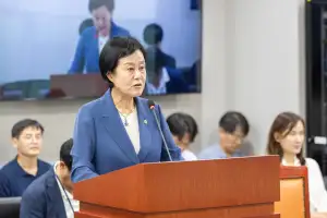 박명숙 경기도의원, ‘하천 낚시 규제 합리화 조례안’ 상임위 통과…도민 친수권 확대 기대