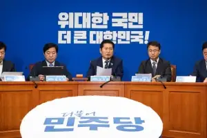 청년 놓친 민주당…손 놓고 집안싸움