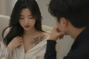 “단정함에 반했는데”…결혼 앞두고 예비신부 쇄골 타투 발견