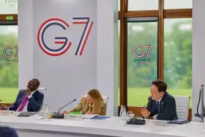 李 대통령, G7 두 번째 세션 참석…포용적 성장·공급망 협력 논의