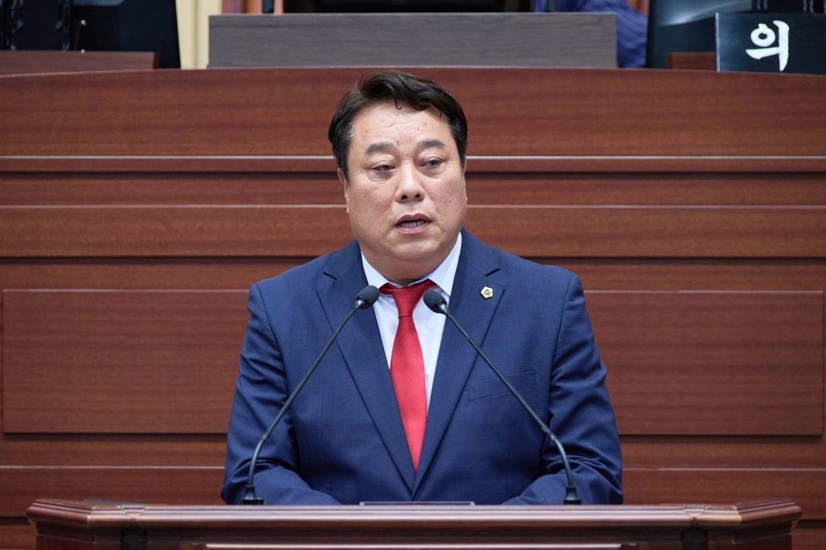 지난 18일 제363회 임시회 제1차 본회의 5분 자유발언을 하는 노성환 의원. 경북도의회 제공