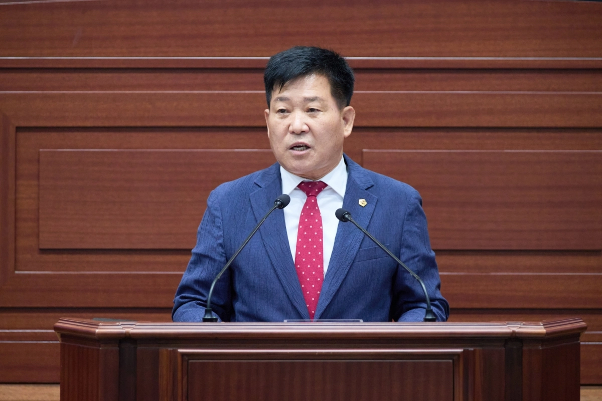 지난 18일 열린 제363회 임시회 제1차 본회의에서 5분 자유발언을 하는 서석영 의원. 경북도의회 제공