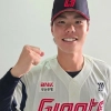 평균자책점 0.93 시속 153㎞ 특급 투수 왔다…롯데 아시아쿼터 교체