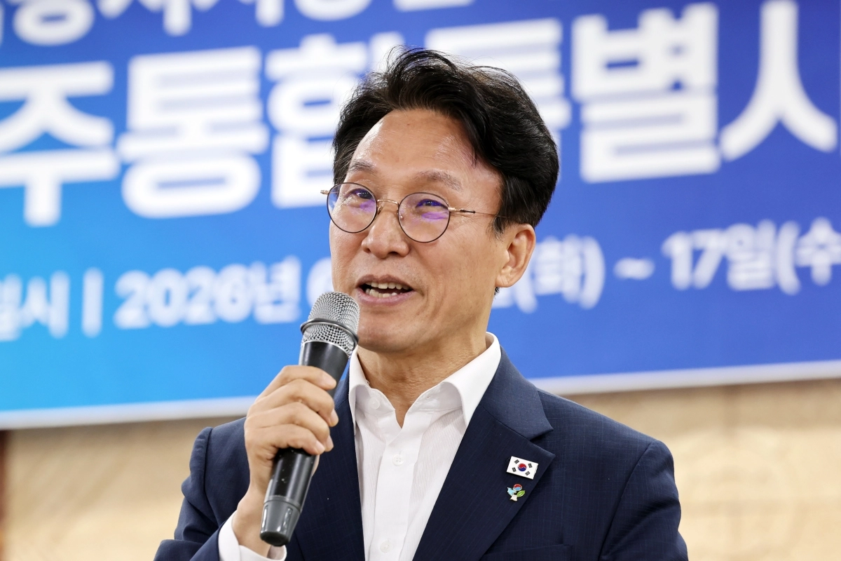 축사하는 김민석 국무총리