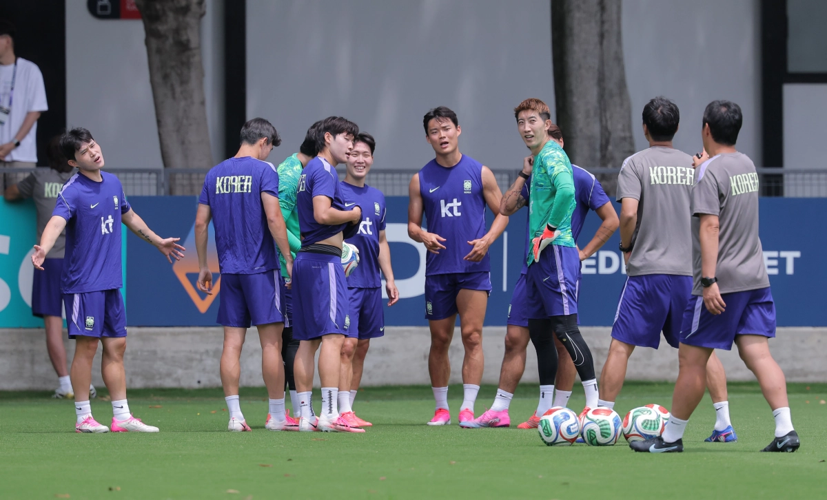 멕시코와 2026 북중미 월드컵 A조 조별리그 2차전을 치른 한국 축구 국가대표팀 선수들이 19일(현지시간) 멕시코 과달라하라 인근 사포판의 치바스 베르데 바예에서 훈련하고 있다. 2026.6.20 사포판 연합뉴스
