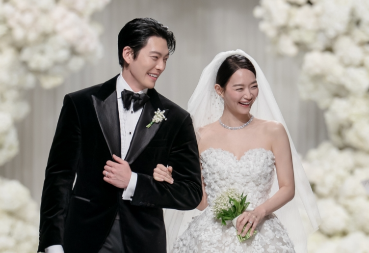 배우 신민아·김우빈 결혼식