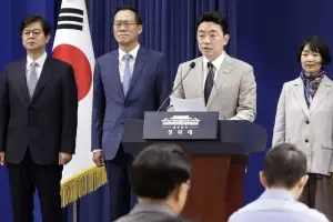 강성 지지층 반발 의식했나…한찬식 민정수석 엄호 나선 與