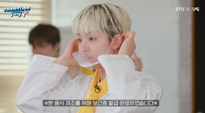 보건증까지 발급…직접 만든 100인분 간식 직원들에 쏜 보이그룹