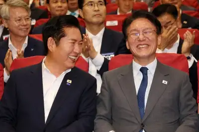 “정권 재창출” “대통령 중심”… 정청래·김민석 ‘전대 전초전’