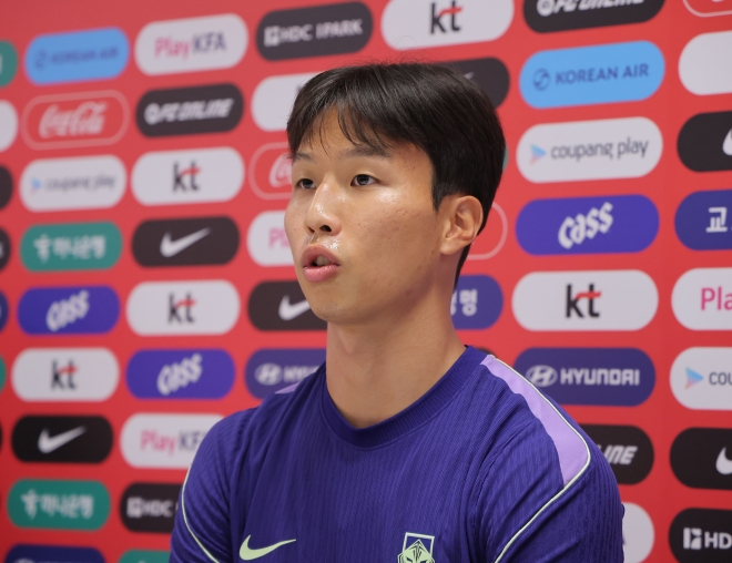 ‘조커’ 엄지성의 발견… “남아공전 골 만들 것”