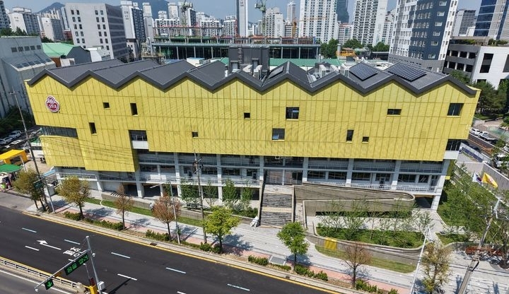 경기 안양시 오뚜기 안양공장 내 조성한 ’함태호홀’ 전경. 오뚜기 제공