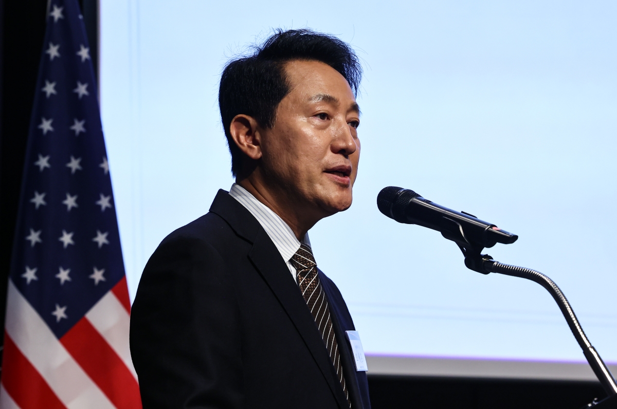오세훈 서울시장이 21일 서울 용산구 그랜드하얏트에서 열린 한미우호 평화 콘퍼런스에서 축사를 하고 있다. 뉴스1